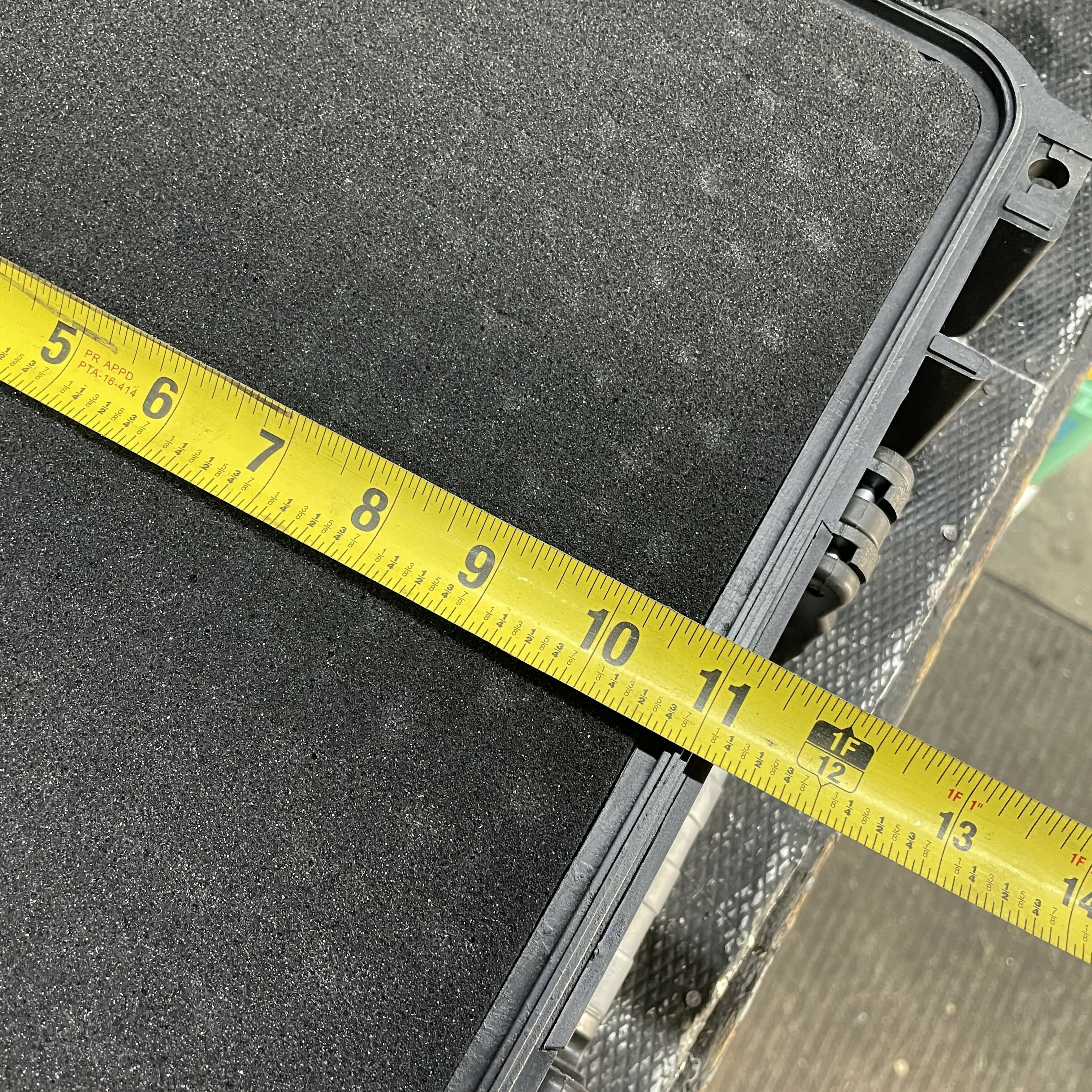 Hard storage box
